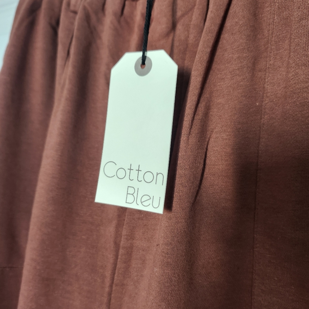 Rust Wide-Leg Pants - Picture 2 of 7